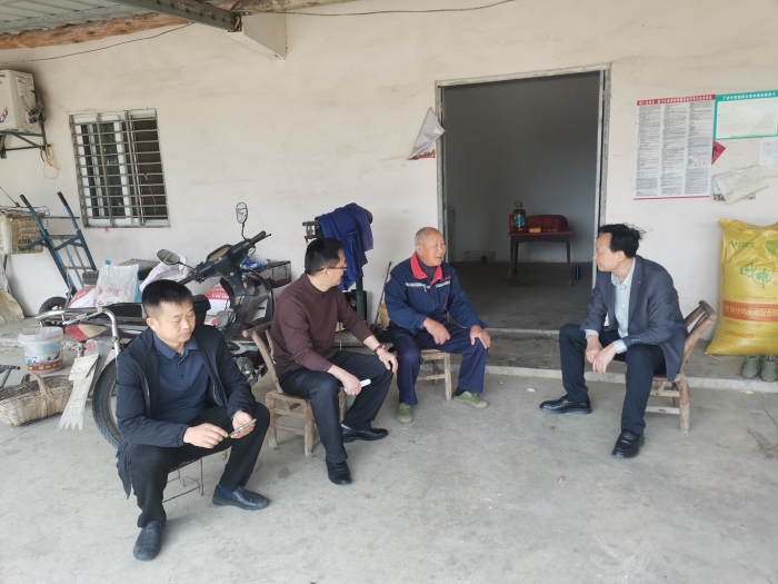 荊門分(fèn)院慰問關(guān)懷包聯戶(hù)_1