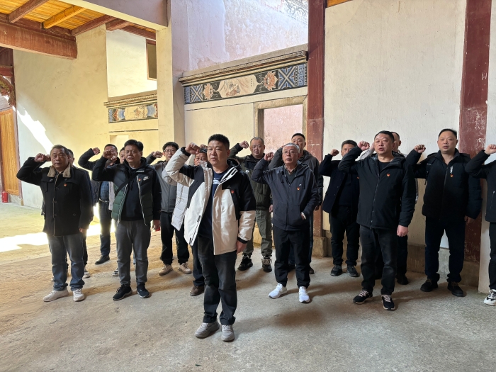 參觀(guān)愛國主義教(jiāo)育基地（2）